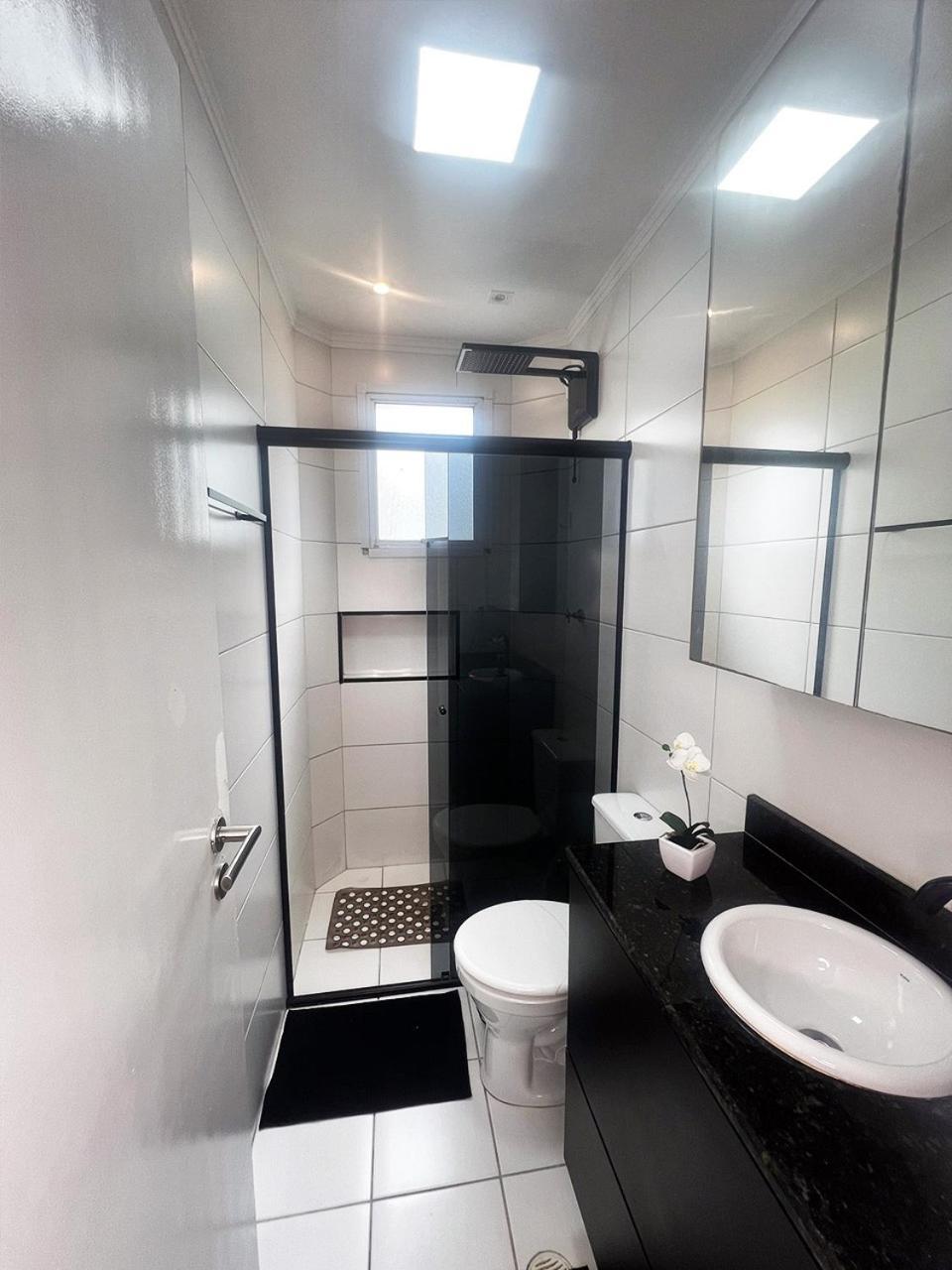 Apartment Frente Mar - 2 Vagas De Garagem Gratis *
